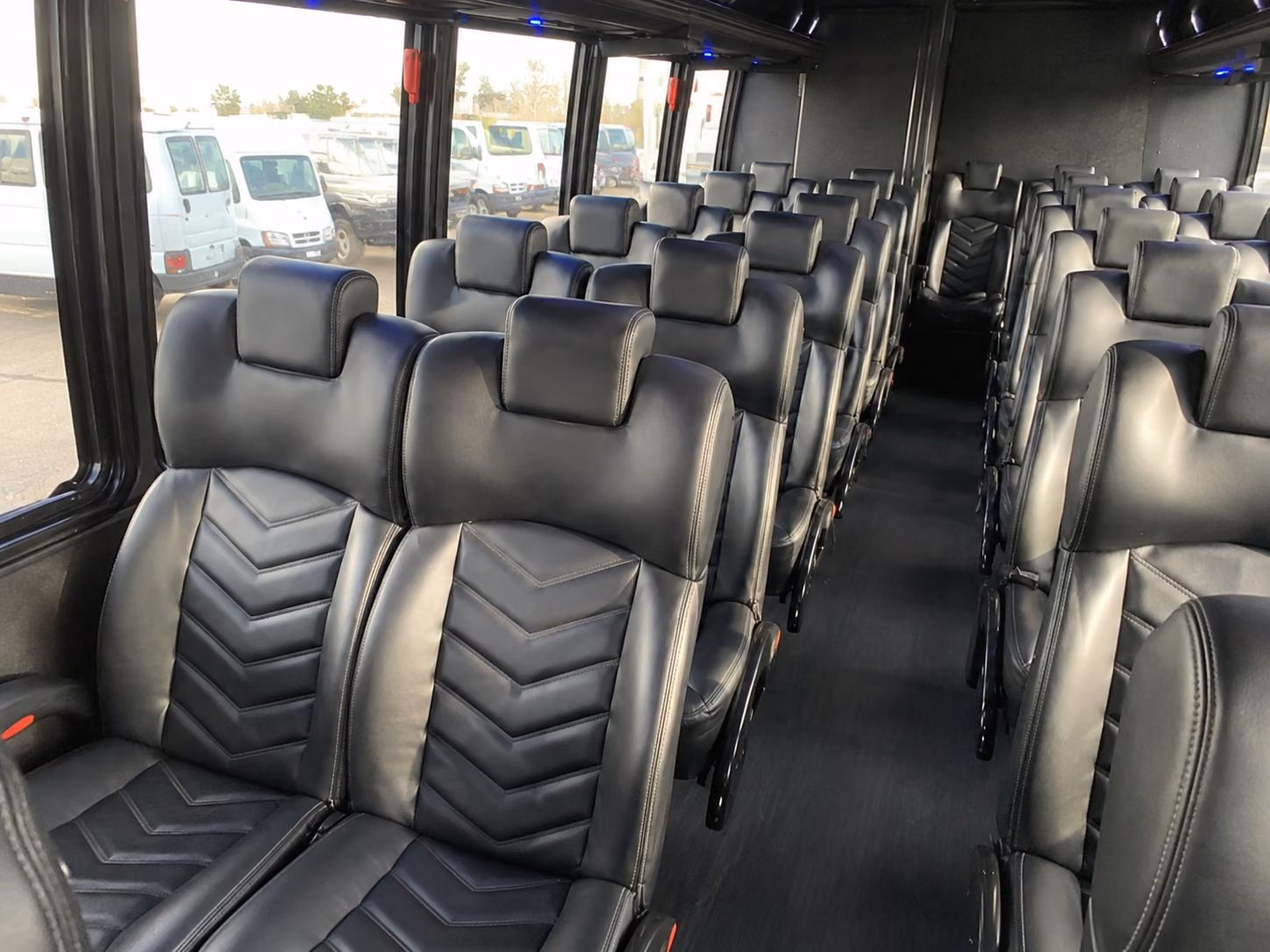 minibus rentals for taylor employers with smaller teams