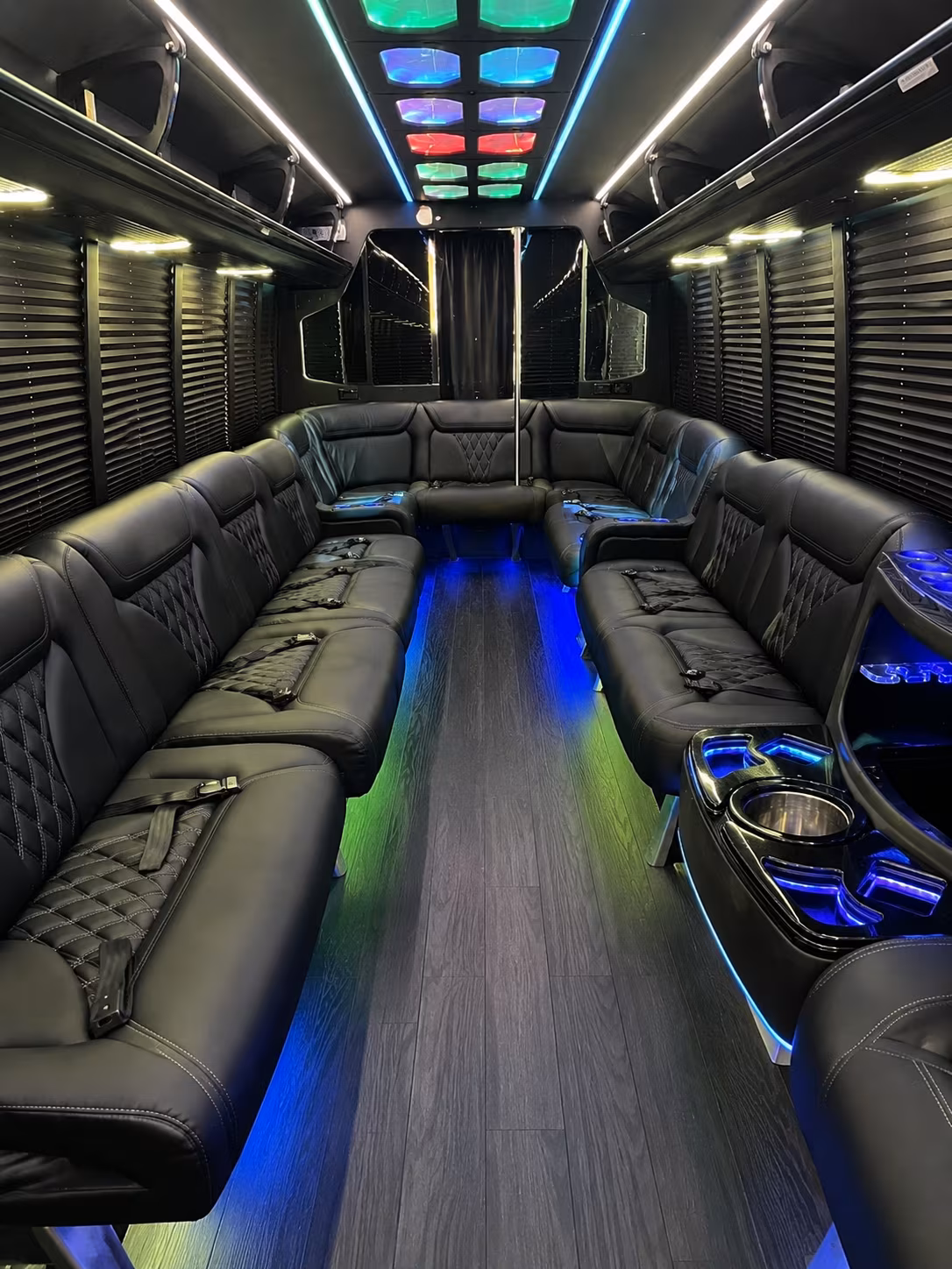 taylor 20 passenger party bus interior
