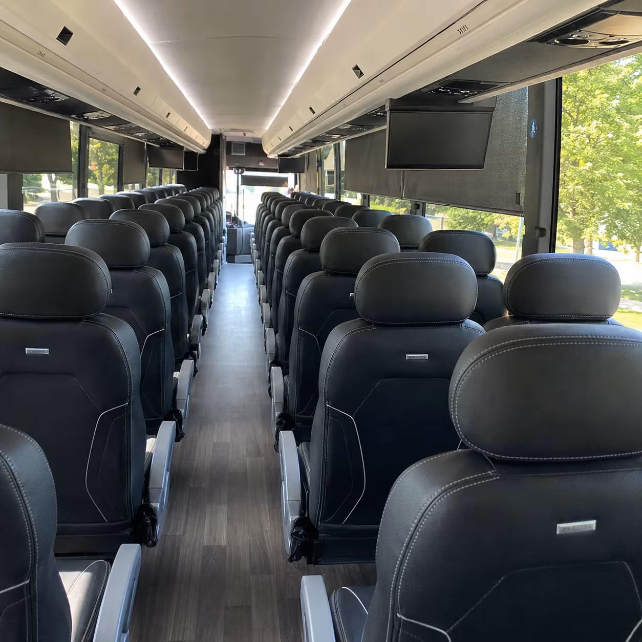 taylor group transportation to detroit area airports and regional hubs