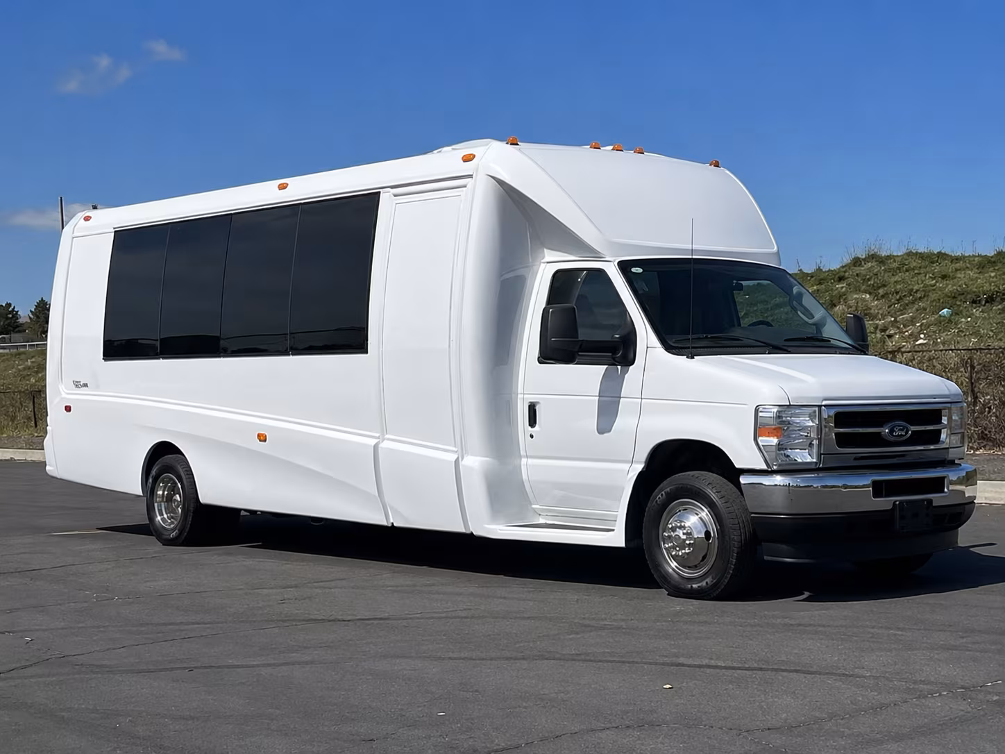 taylor wedding party bus rental