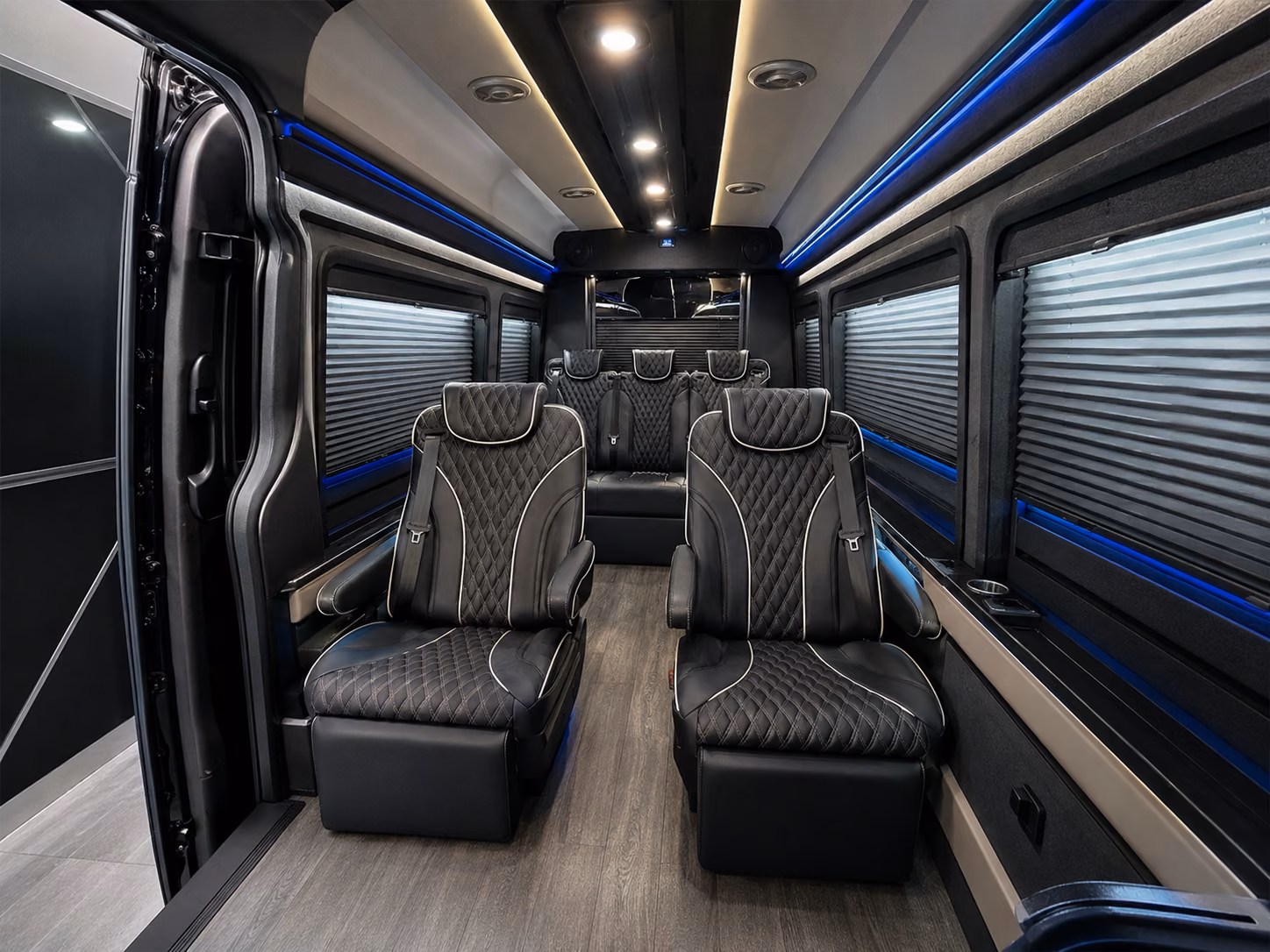 willow run airport bus rentals and charter transfers